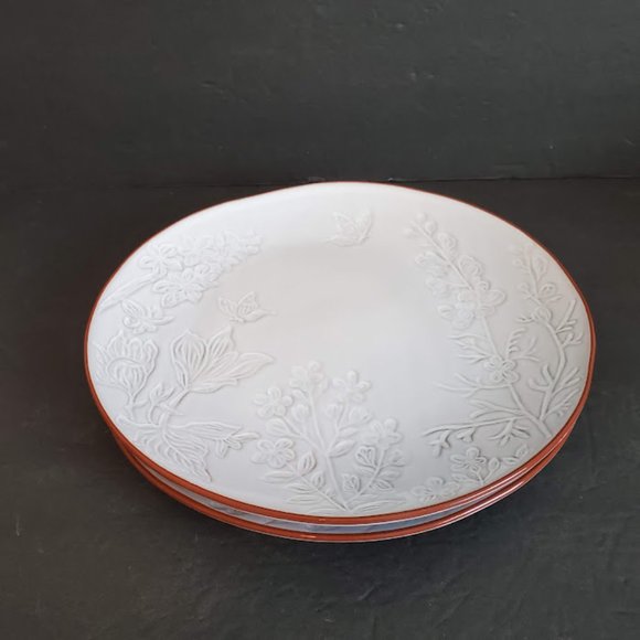 Pier 1 Terracotta White Glazed Dinner Plates 11" Impressed Floral Butterfly Set - Picture 9 of 13